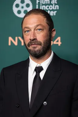 Ebon Moss-Bachrach